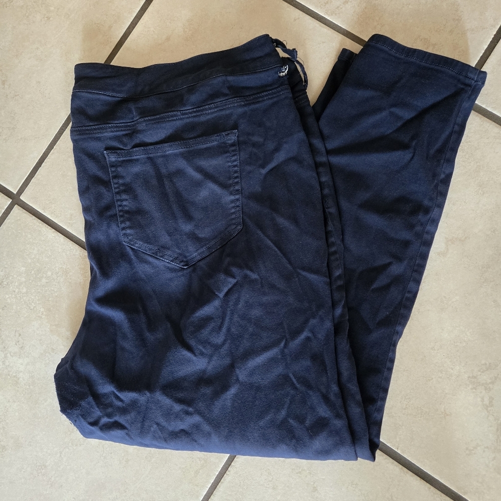 Maurices blue skinny jeans.